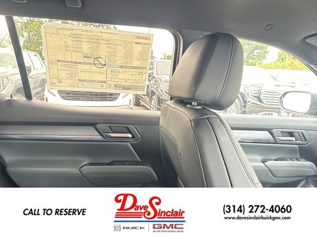 GMC Terrain Vehicle Full-screen Gallery Image 10