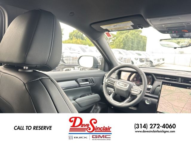 GMC Terrain Vehicle Full-screen Gallery Image 11