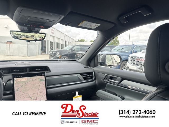 GMC Terrain Vehicle Full-screen Gallery Image 12