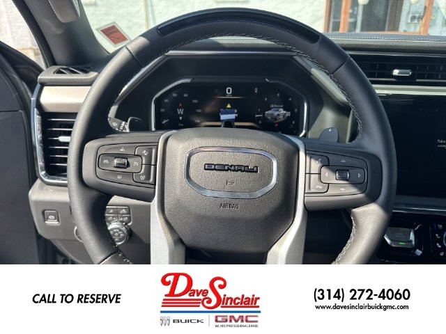 GMC Sierra 1500 Vehicle Full-screen Gallery Image 14