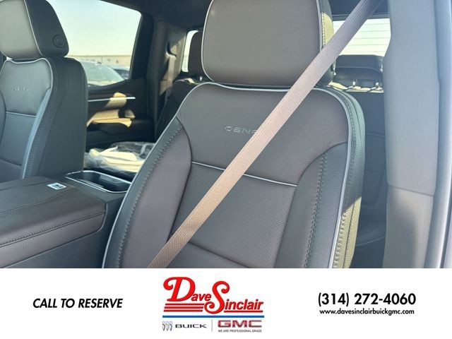 GMC Sierra 1500 Vehicle Full-screen Gallery Image 11