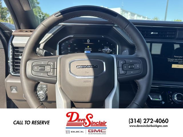 GMC Sierra 1500 Vehicle Full-screen Gallery Image 14