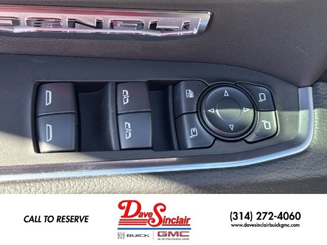 GMC Sierra 1500 Vehicle Full-screen Gallery Image 13