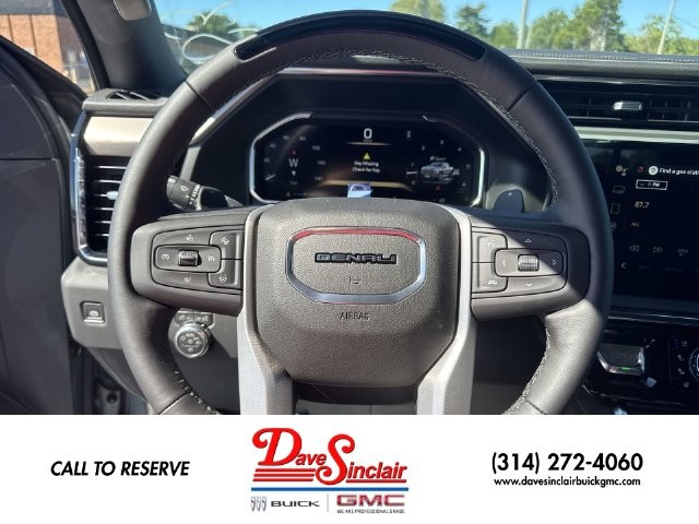 GMC Sierra 1500 Vehicle Full-screen Gallery Image 14