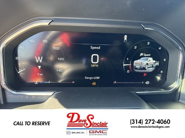 GMC Sierra 1500 Vehicle Full-screen Gallery Image 15