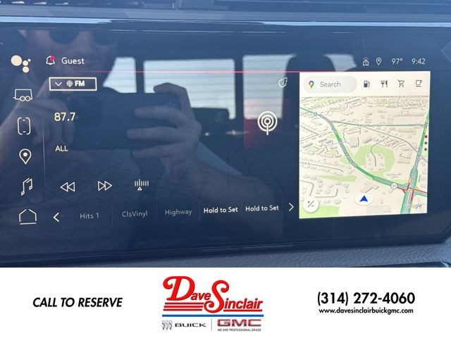 GMC Sierra 1500 Vehicle Full-screen Gallery Image 16
