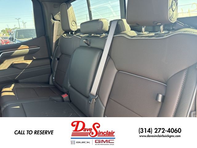GMC Sierra 1500 Vehicle Full-screen Gallery Image 23