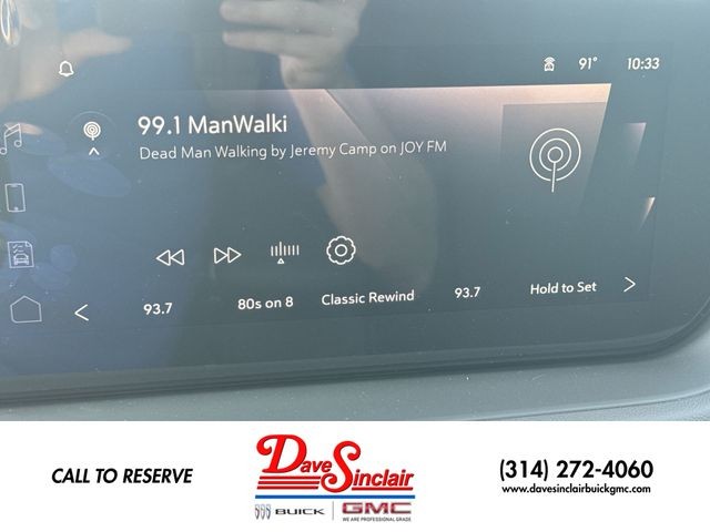 Buick Encore GX Vehicle Full-screen Gallery Image 16
