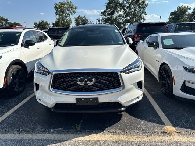 INFINITI QX50 Vehicle Full-screen Gallery Image 05