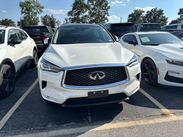 INFINITI QX50 Vehicle Full-screen Gallery Image 06
