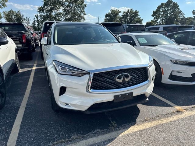 INFINITI QX50 Vehicle Full-screen Gallery Image 07
