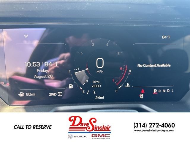 GMC Acadia Vehicle Full-screen Gallery Image 15