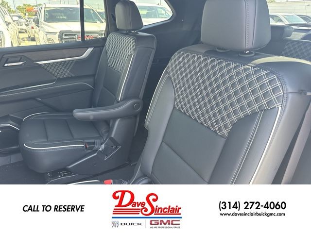 GMC Acadia Vehicle Full-screen Gallery Image 23