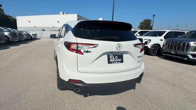 Acura RDX Vehicle Full-screen Gallery Image 10