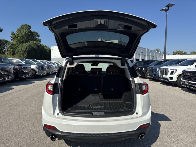 Acura RDX Vehicle Full-screen Gallery Image 30