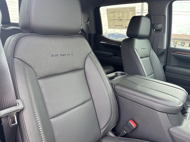 GMC Sierra 1500 Vehicle Full-screen Gallery Image 25