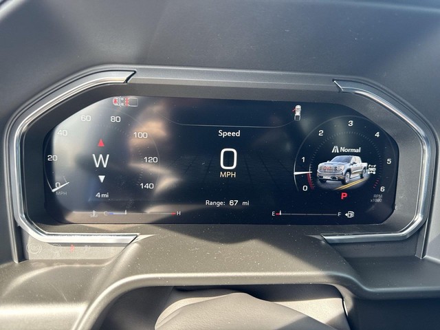 GMC Sierra 1500 Vehicle Full-screen Gallery Image 15