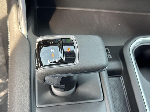 GMC Sierra 1500 Vehicle Full-screen Gallery Image 20