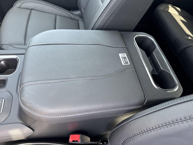 GMC Sierra 1500 Vehicle Full-screen Gallery Image 21