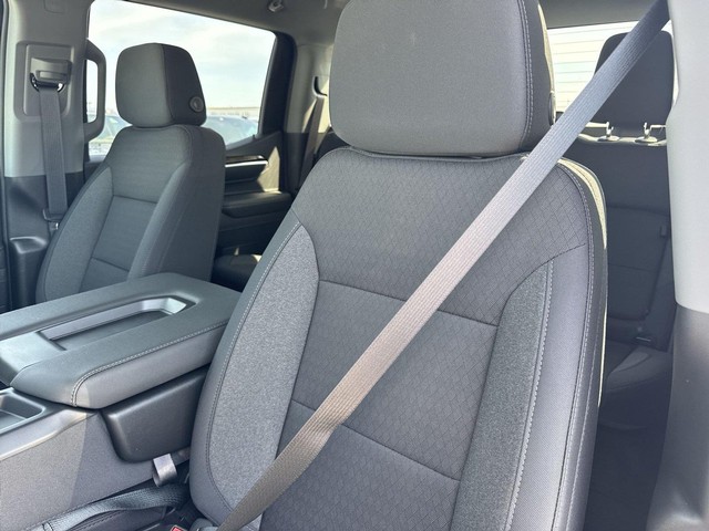 GMC Sierra 1500 Vehicle Full-screen Gallery Image 11
