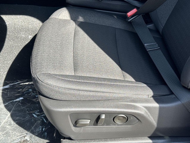 GMC Sierra 1500 Vehicle Full-screen Gallery Image 12