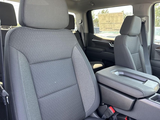 GMC Sierra 1500 Vehicle Full-screen Gallery Image 24