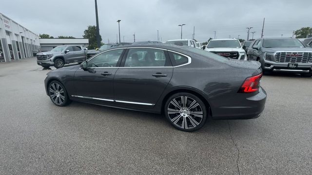 Volvo S90 Vehicle Full-screen Gallery Image 09