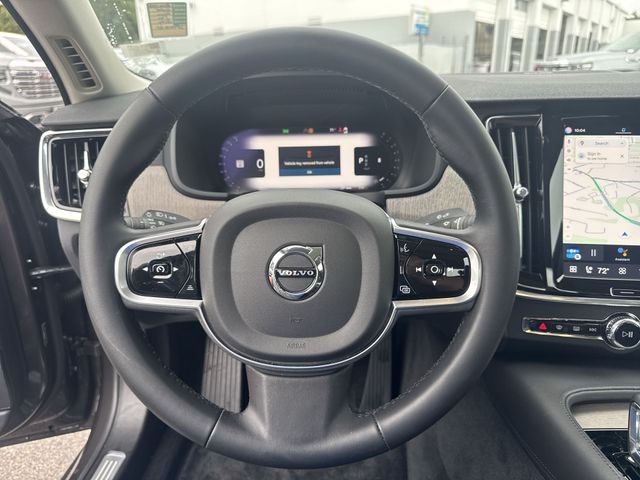 Volvo S90 Vehicle Full-screen Gallery Image 14