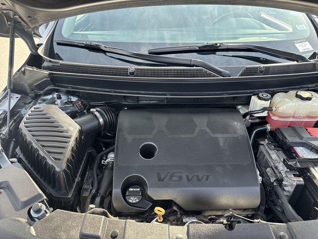 Buick Enclave Vehicle Full-screen Gallery Image 33