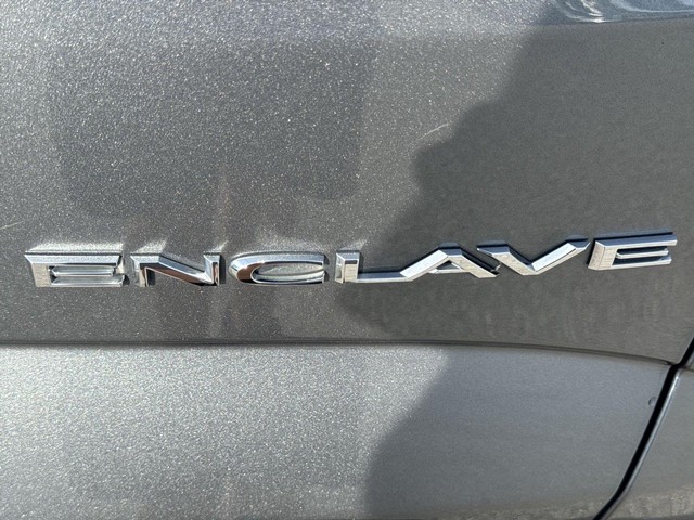 Buick Enclave Vehicle Full-screen Gallery Image 35