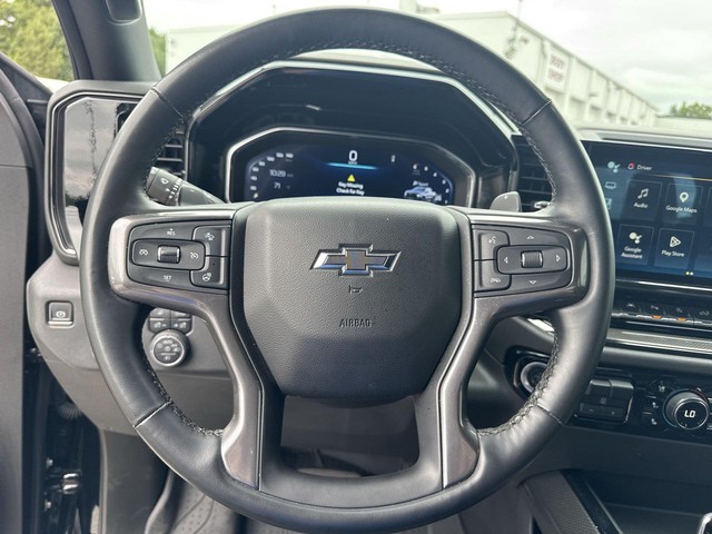 Chevrolet Silverado 1500 Vehicle Full-screen Gallery Image 14