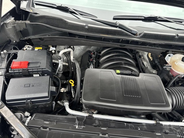 Chevrolet Silverado 1500 Vehicle Full-screen Gallery Image 35