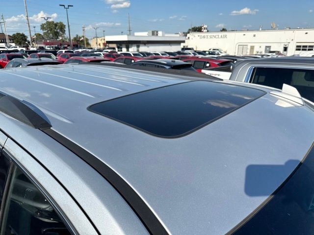 Chevrolet Tahoe Vehicle Full-screen Gallery Image 13