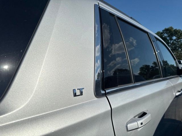 Chevrolet Tahoe Vehicle Full-screen Gallery Image 15
