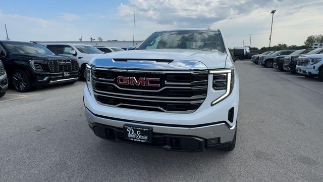 GMC Sierra 1500 Vehicle Full-screen Gallery Image 04