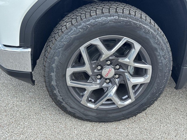 GMC Sierra 1500 Vehicle Full-screen Gallery Image 10
