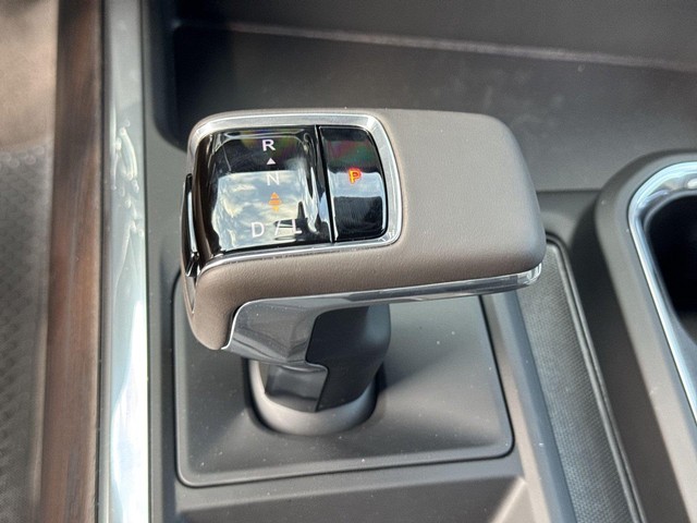 GMC Sierra 1500 Vehicle Full-screen Gallery Image 20