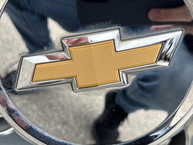 Chevrolet Silverado 2500HD Vehicle Full-screen Gallery Image 34