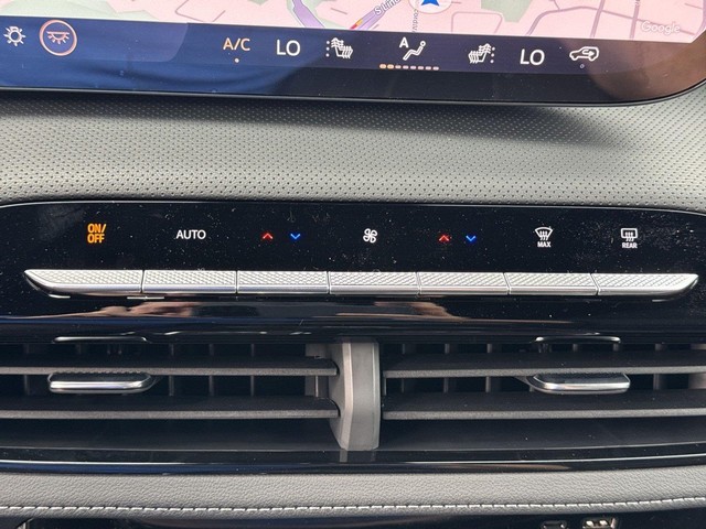 Buick Enclave Vehicle Full-screen Gallery Image 19