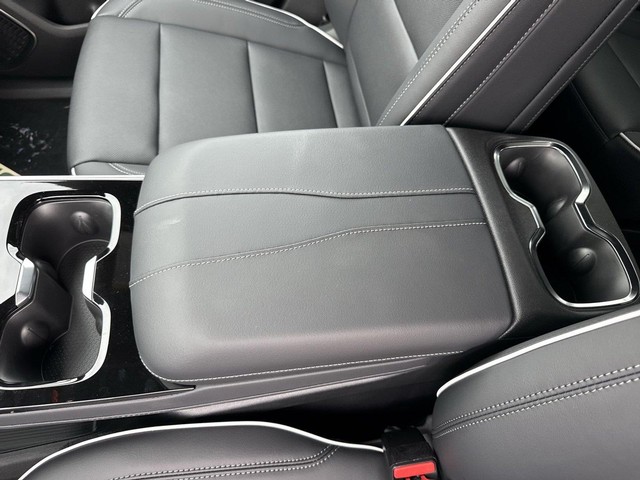 Buick Enclave Vehicle Full-screen Gallery Image 21