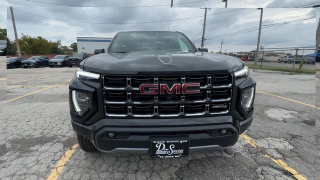 GMC Canyon Vehicle Full-screen Gallery Image 04