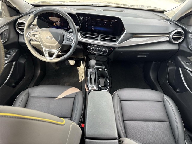 Chevrolet Trax Vehicle Full-screen Gallery Image 24