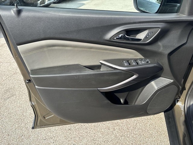 Chevrolet Trax Vehicle Full-screen Gallery Image 26