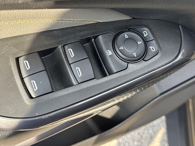 Chevrolet Trax Vehicle Full-screen Gallery Image 27