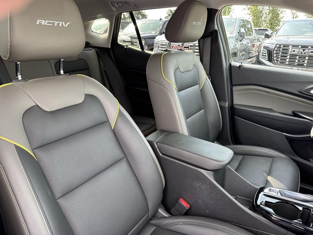 Chevrolet Trax Vehicle Full-screen Gallery Image 31