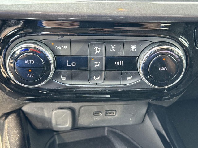 Chevrolet Trax Vehicle Full-screen Gallery Image 38