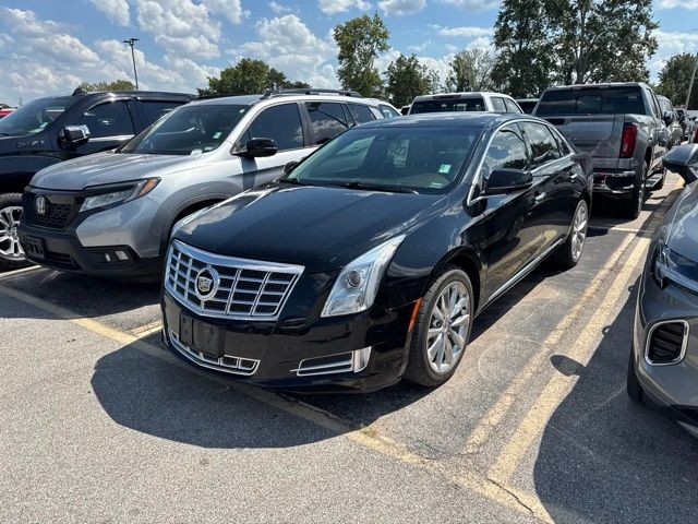 Cadillac XTS Vehicle Full-screen Gallery Image 02