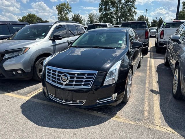 Cadillac XTS Vehicle Full-screen Gallery Image 03