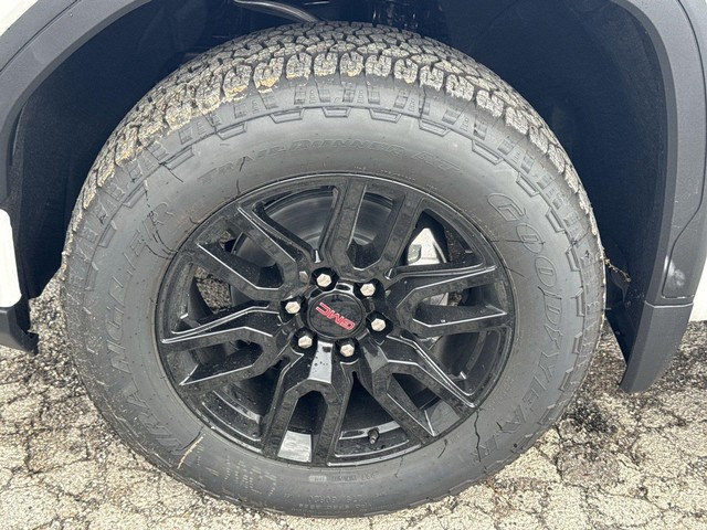 GMC Sierra 1500 Vehicle Full-screen Gallery Image 10