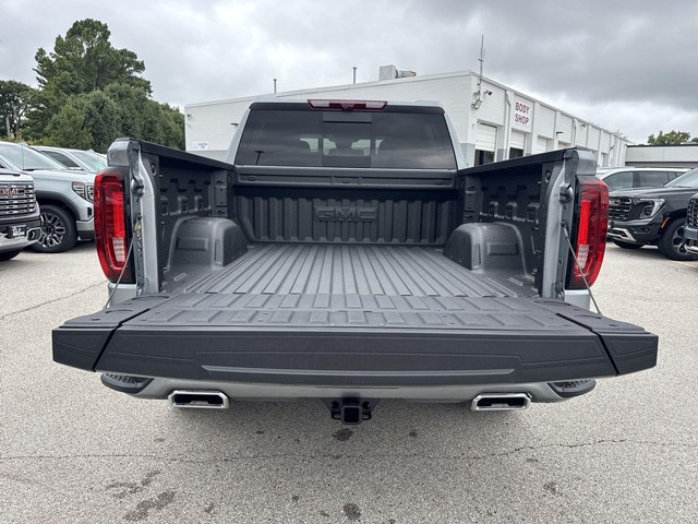 GMC Sierra 1500 Vehicle Full-screen Gallery Image 24